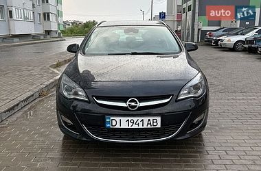 Універсал Opel Astra 2012 в Львові