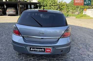 Хэтчбек Opel Astra 2007 в Киеве
