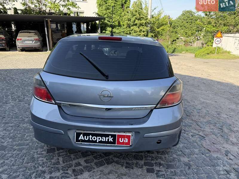 Хэтчбек Opel Astra 2007 в Киеве