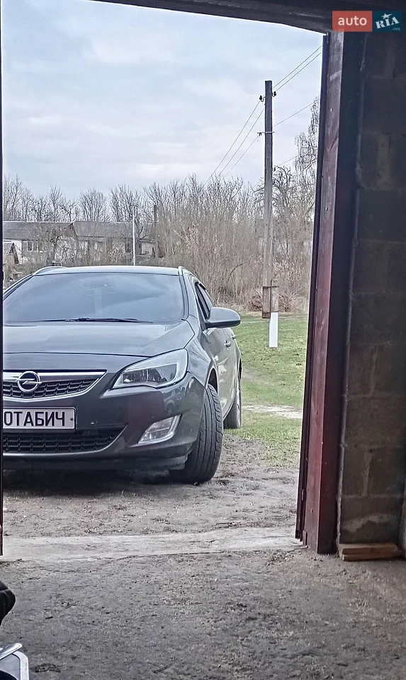 2011 Opel Astra - мініатюра 40