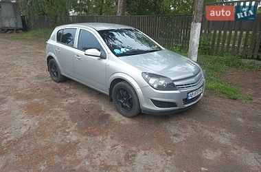 Хетчбек Opel Astra 2008 в Кирнасівці
