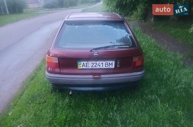 Хэтчбек Opel Astra 1993 в Бердичеве