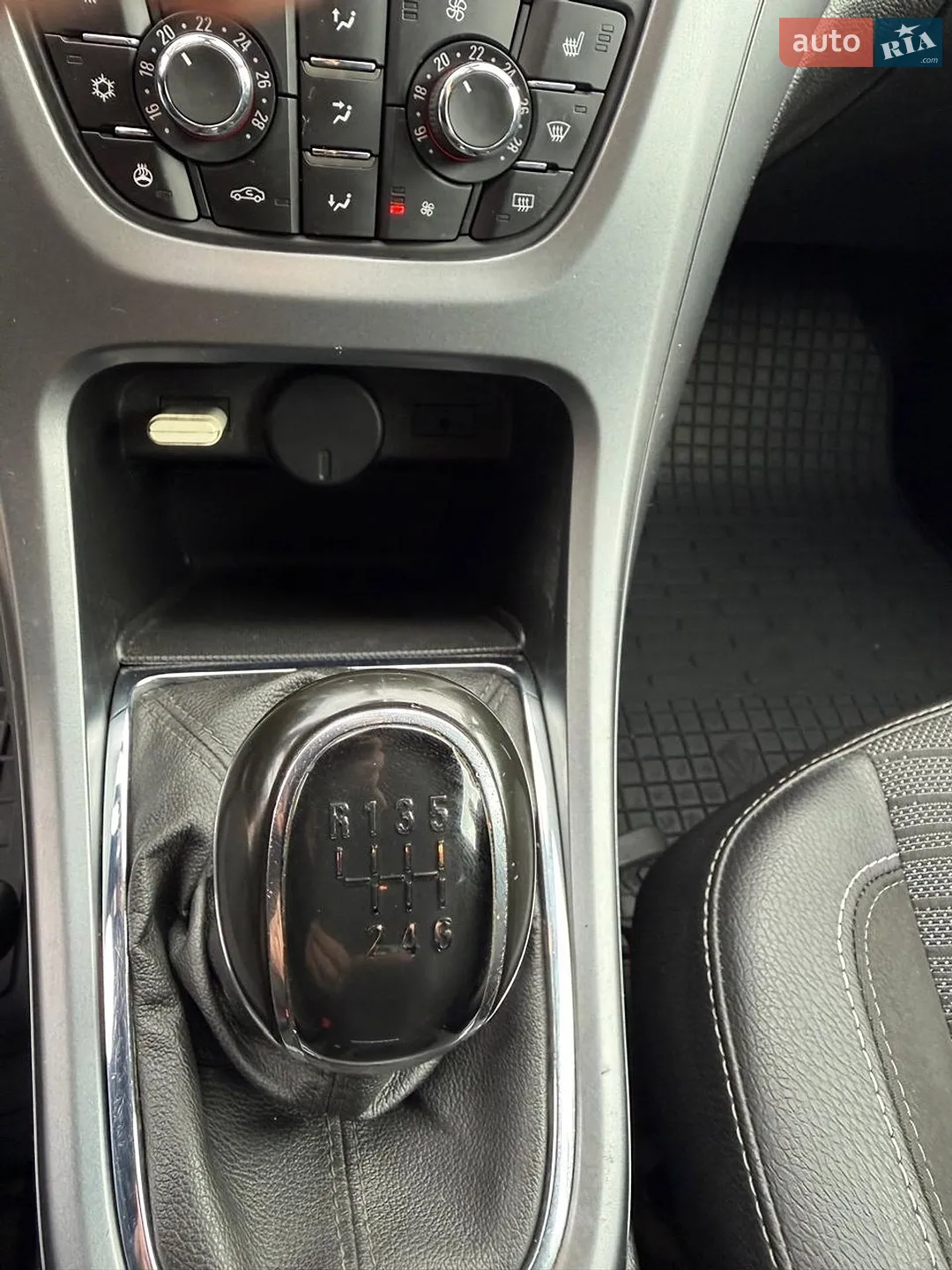 2015 Opel Astra - мініатюра 23