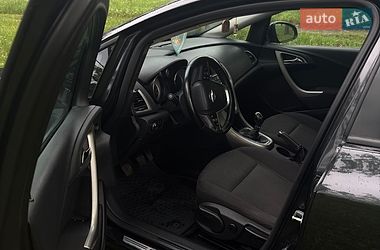 Универсал Opel Astra 2011 в Виннице