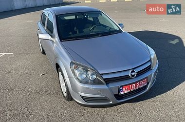 Хэтчбек Opel Astra 2005 в Киеве