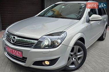 Универсал Opel Astra 2010 в Тернополе