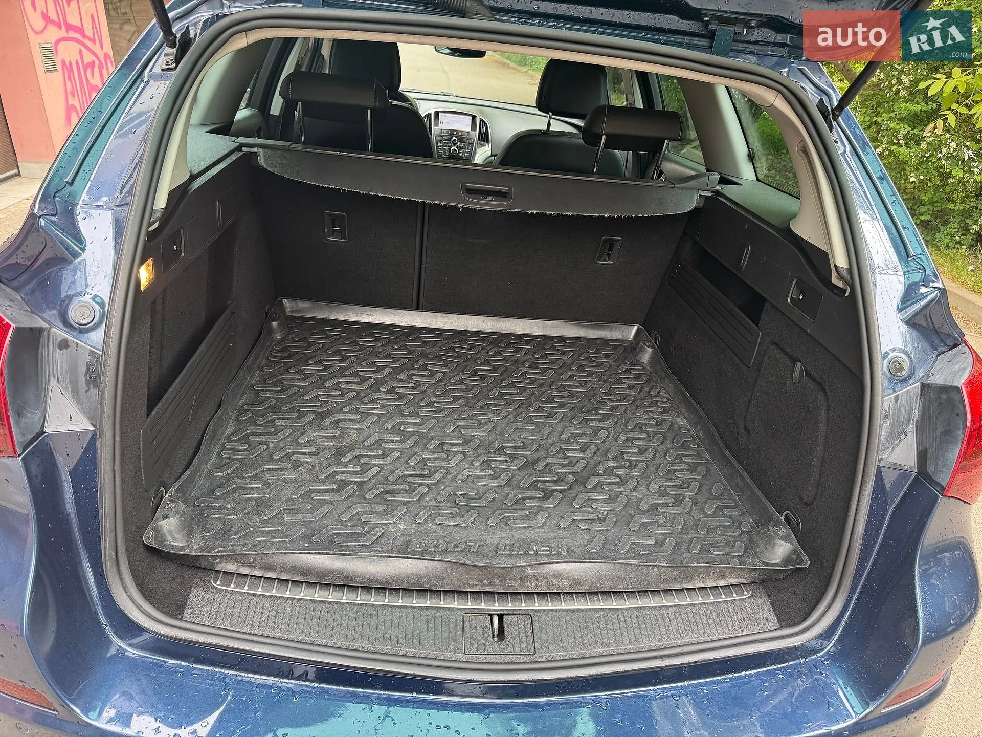 2011 Opel Astra - мініатюра 28
