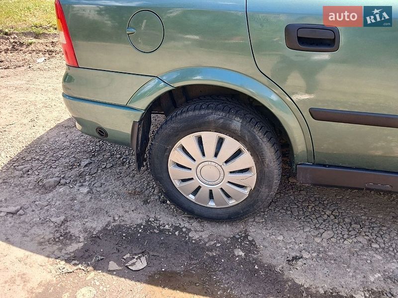 Седан Opel Astra 2006 в Харькове