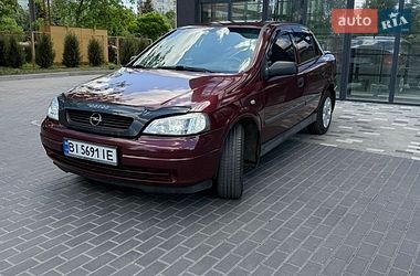 Седан Opel Astra 2006 в Полтаве