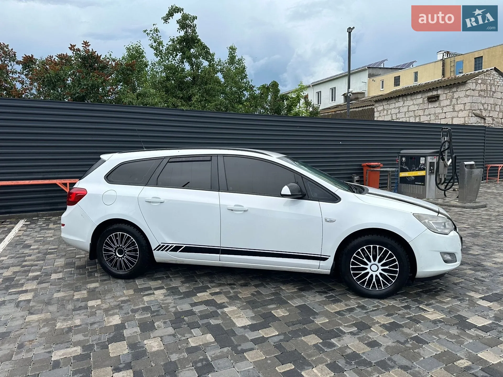 2011 Opel Astra - мініатюра 15