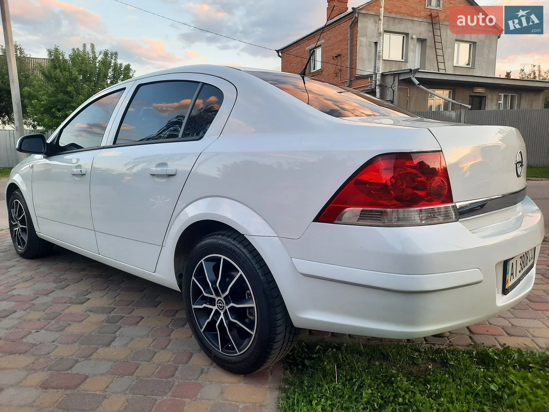 2012 Opel Astra - мініатюра 8