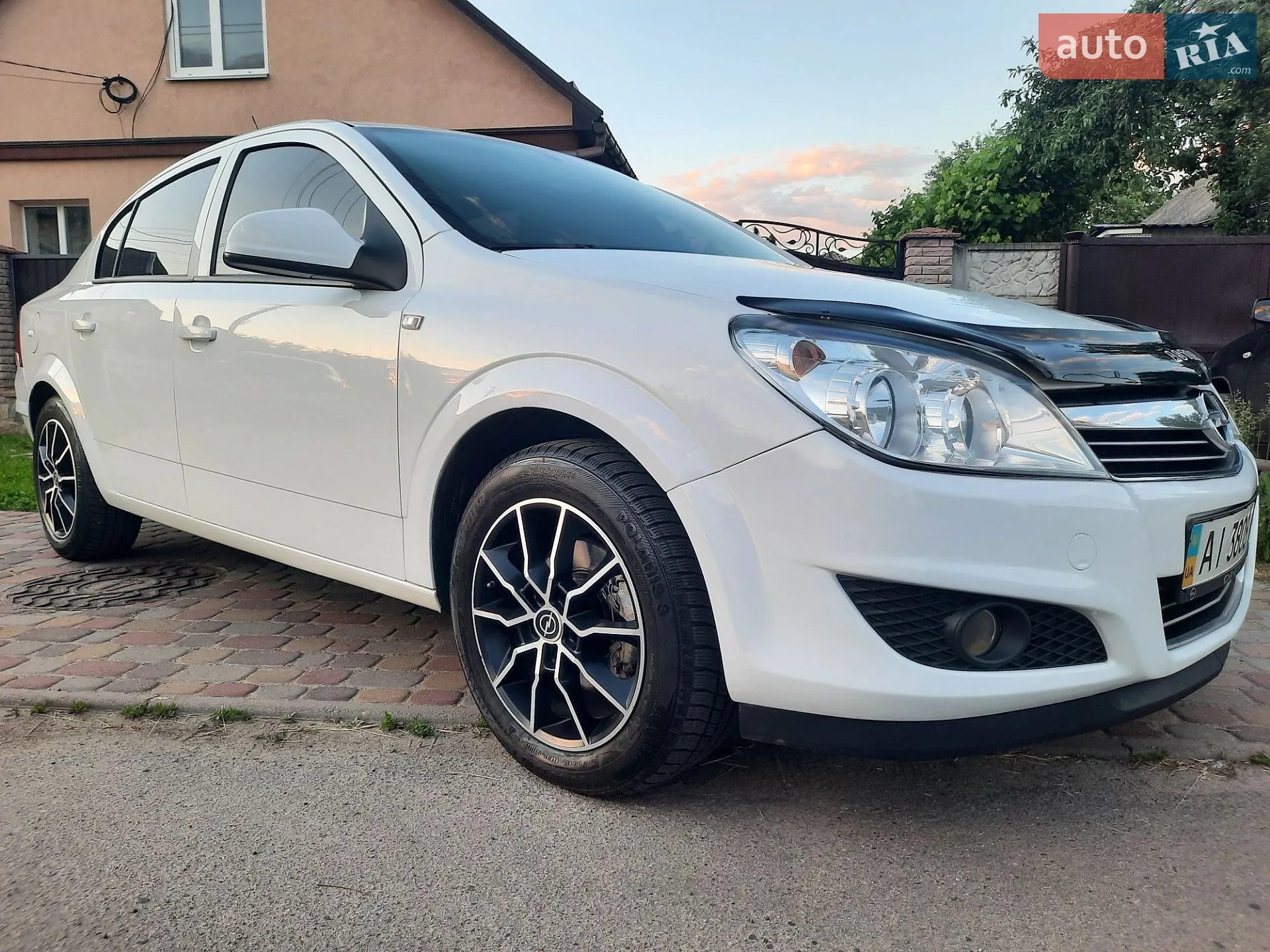2012 Opel Astra - мініатюра 4