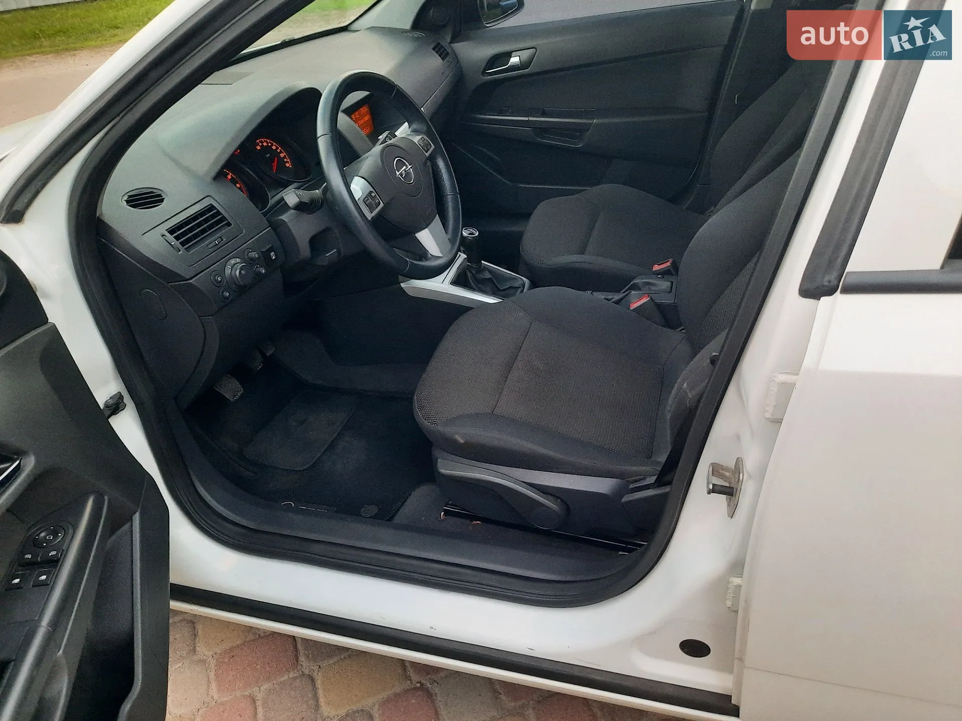 2012 Opel Astra - мініатюра 21