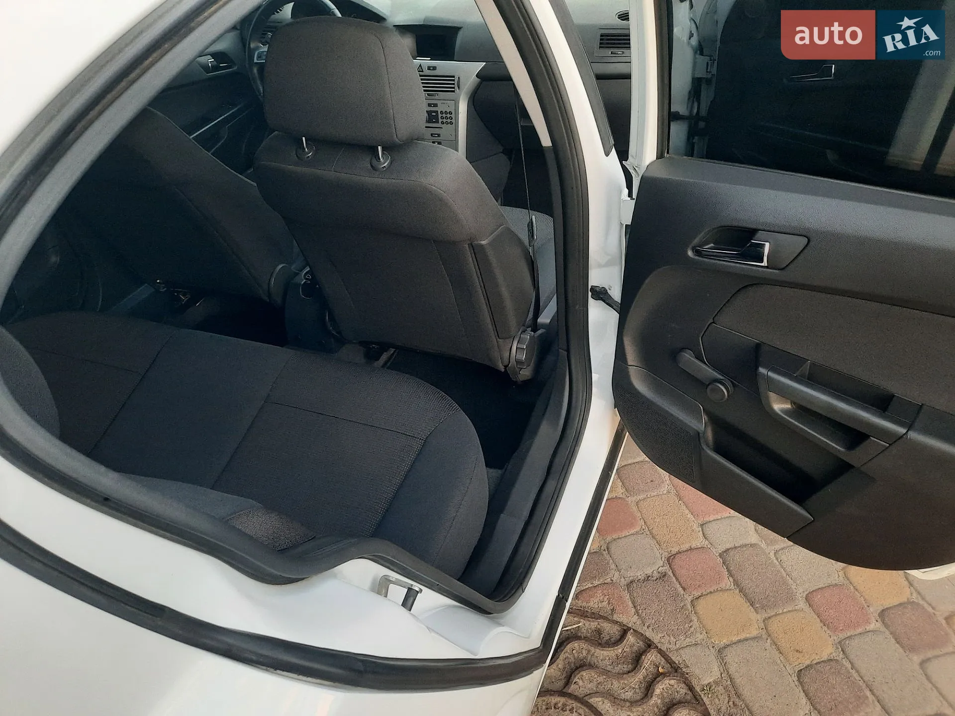 2012 Opel Astra - мініатюра 23