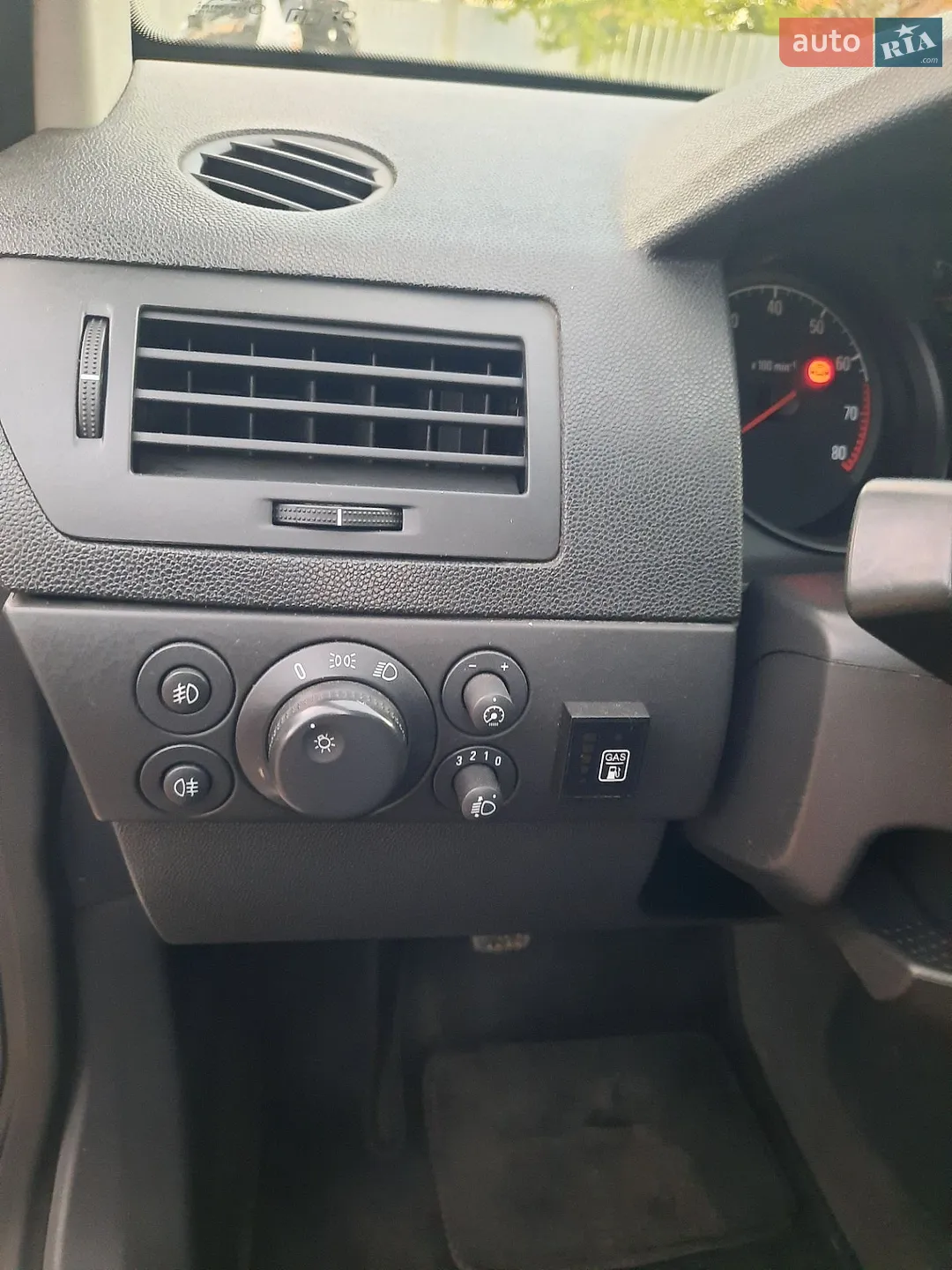 2012 Opel Astra - мініатюра 29