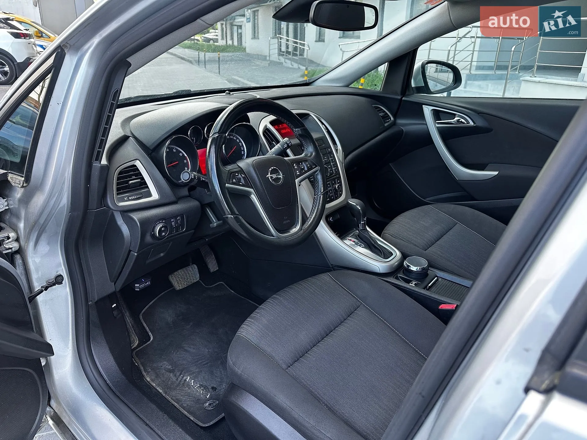 2012 Opel Astra - мініатюра 30