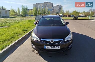 Универсал Opel Astra 2012 в Шостке