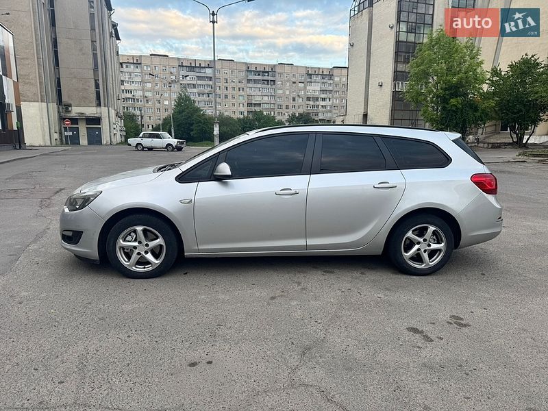 Opel Astra 2013
