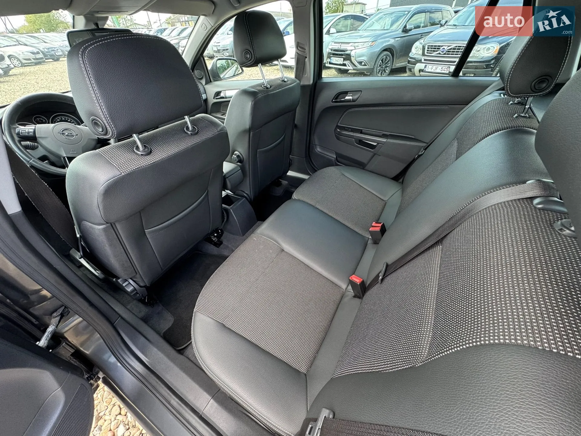 2010 Opel Astra - мініатюра 43