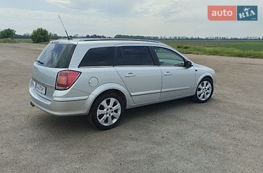 Универсал Opel Astra 2006 в Христиновке