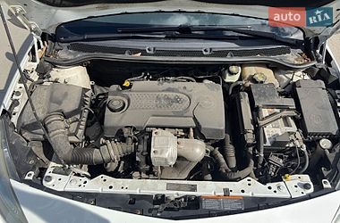 Универсал Opel Astra 2011 в Оброшином