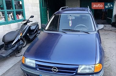 Универсал Opel Astra 1996 в Дубно