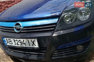 Хэтчбек Opel Astra 2004 в Крыжополе