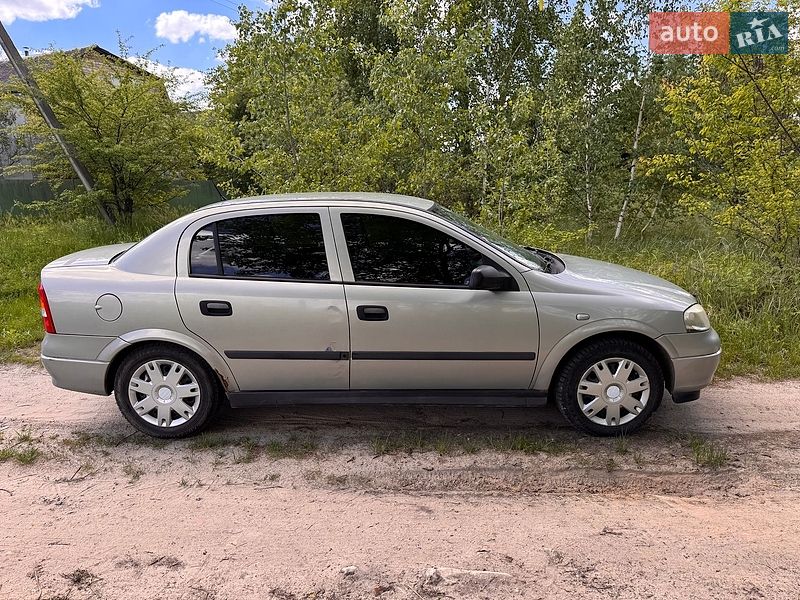 Седан Opel Astra 2007 в Києві