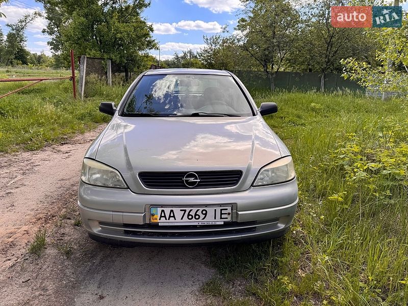 Седан Opel Astra 2007 в Києві