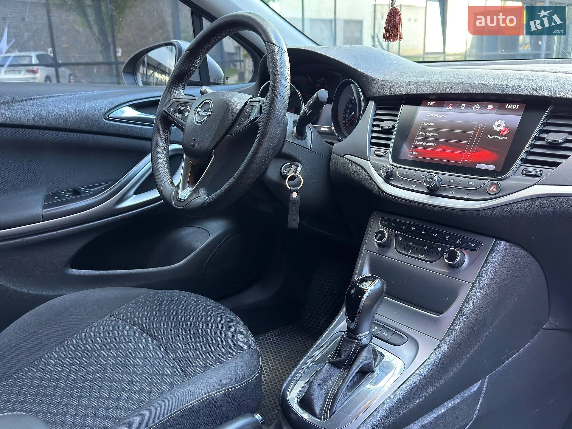 2017 Opel Astra - мініатюра 18