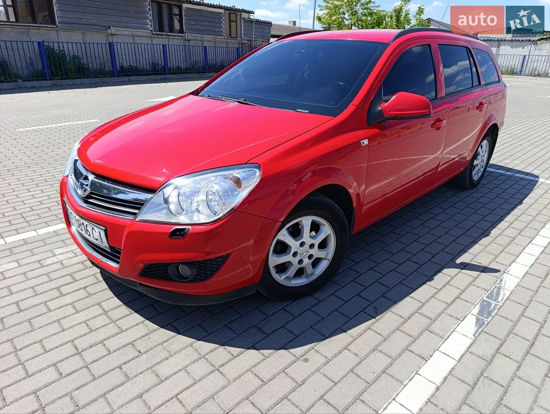 2010 Opel Astra - мініатюра 2
