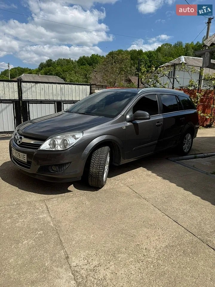 2010 Opel Astra - мініатюра 28