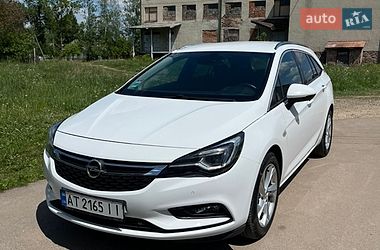 Універсал Opel Astra 2016 в Івано-Франківську