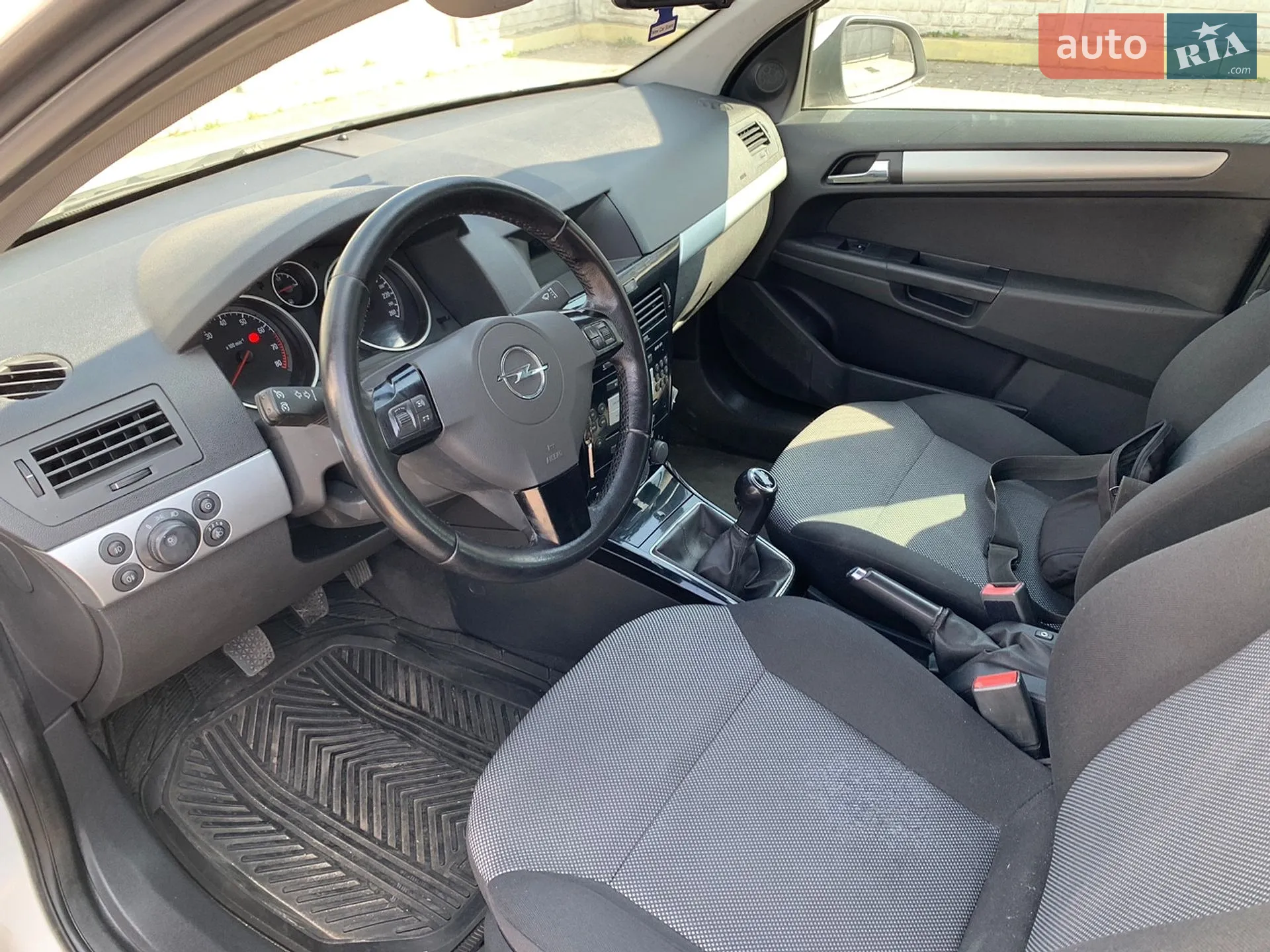2010 Opel Astra - мініатюра 7