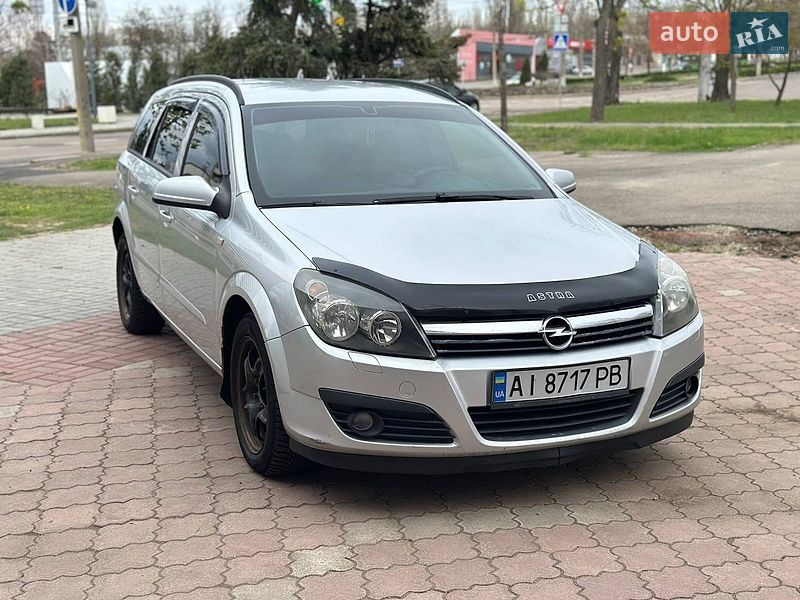 Универсал Opel Astra 2005 в Николаеве