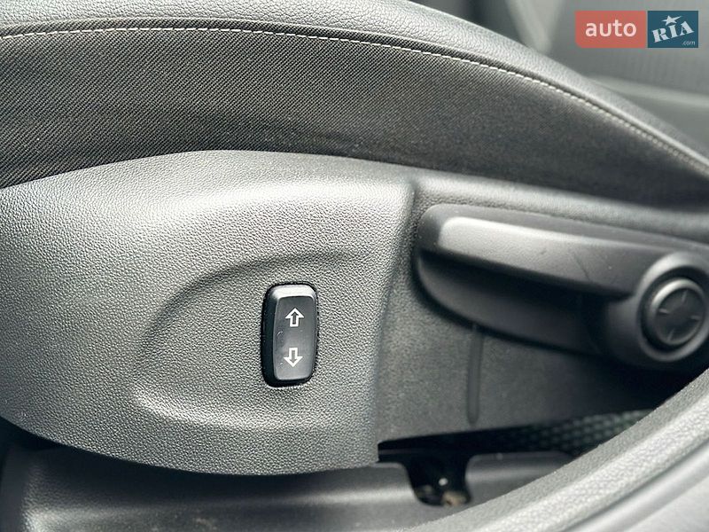 Универсал Opel Astra 2020 в Ивано-Франковске
