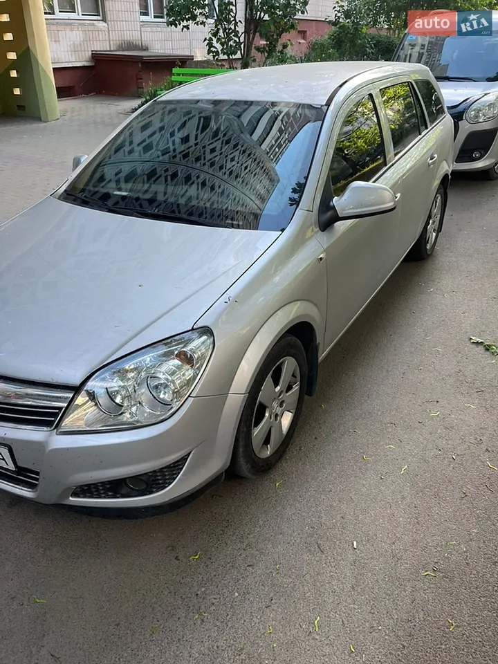 2010 Opel Astra - мініатюра 21