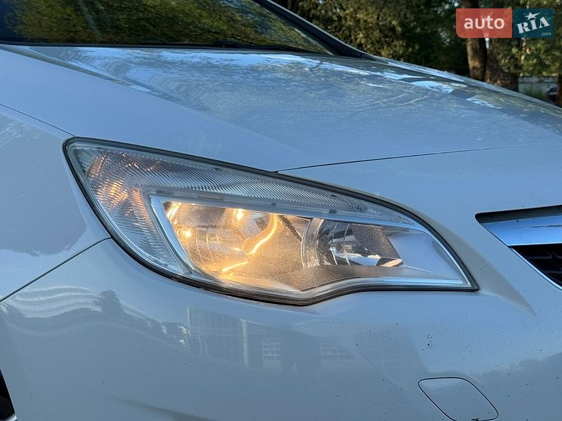 Универсал Opel Astra 2012 в Дрогобыче фото 6 Универсал Opel Astra 2012 в Дрогобыче