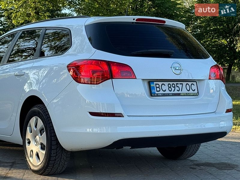Универсал Opel Astra 2012 в Дрогобыче фото 30 Универсал Opel Astra 2012 в Дрогобыче
