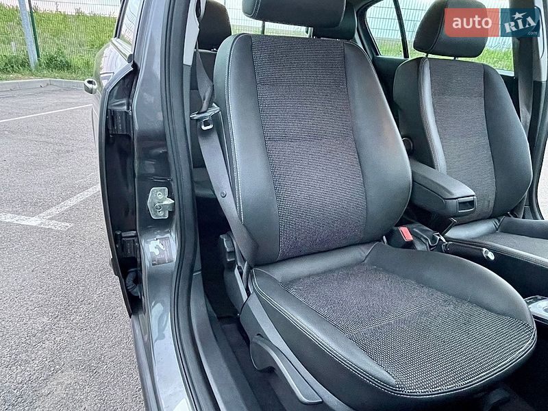 Хэтчбек Opel Astra 2009 в Ровно