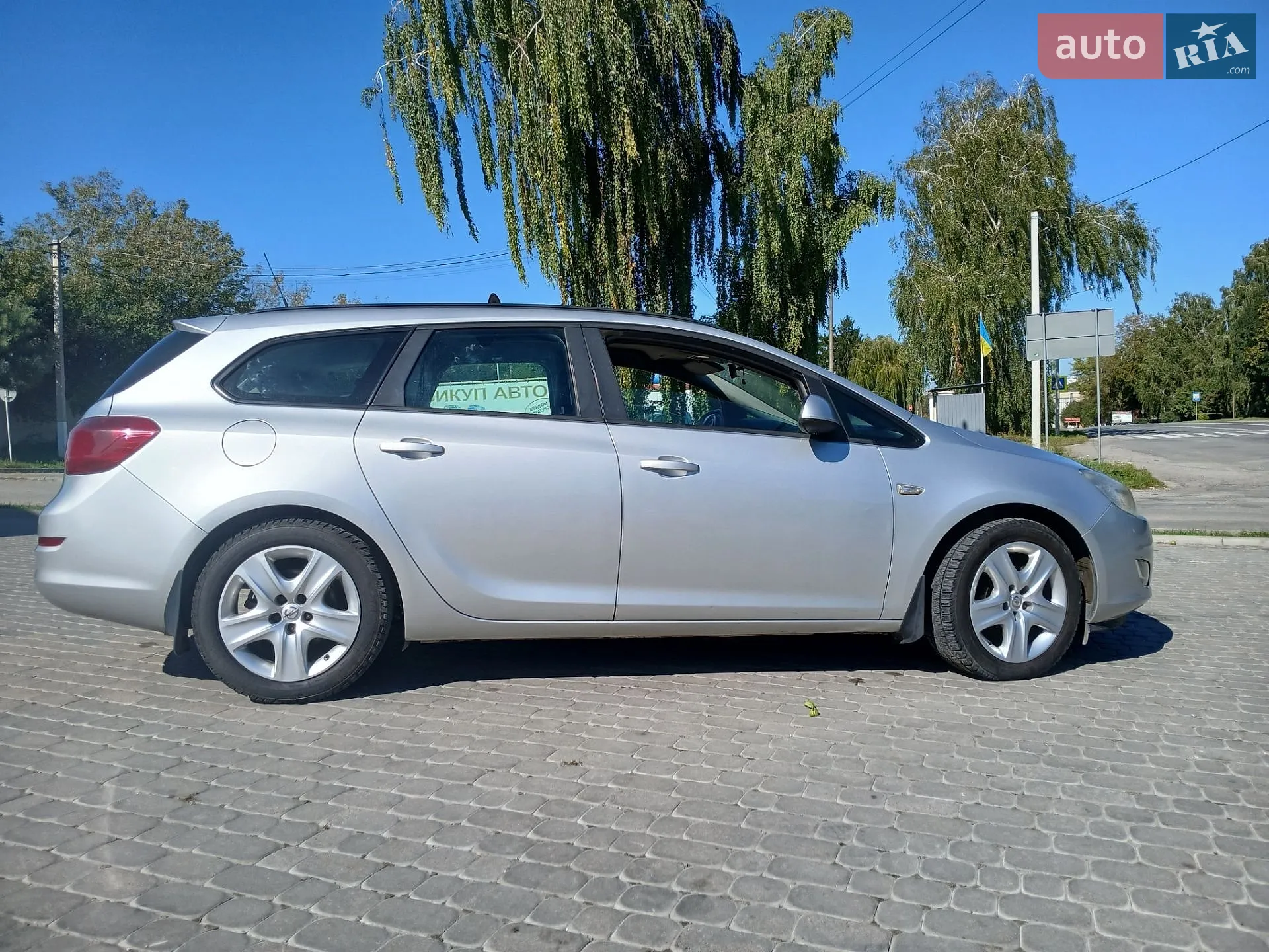 2010 Opel Astra - мініатюра 2