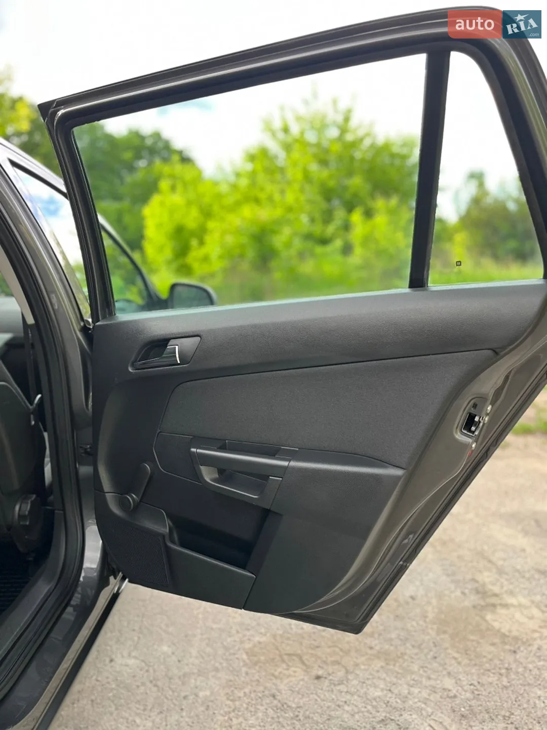2010 Opel Astra - мініатюра 22