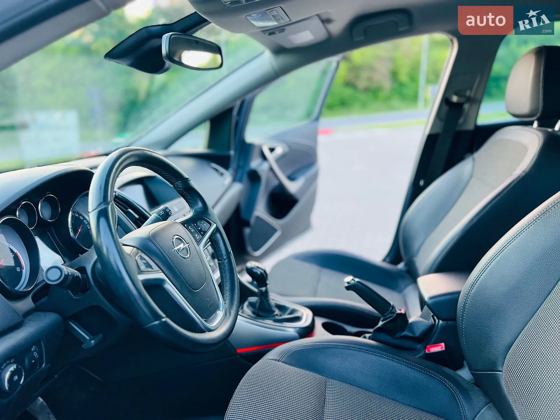 2013 Opel Astra - мініатюра 12
