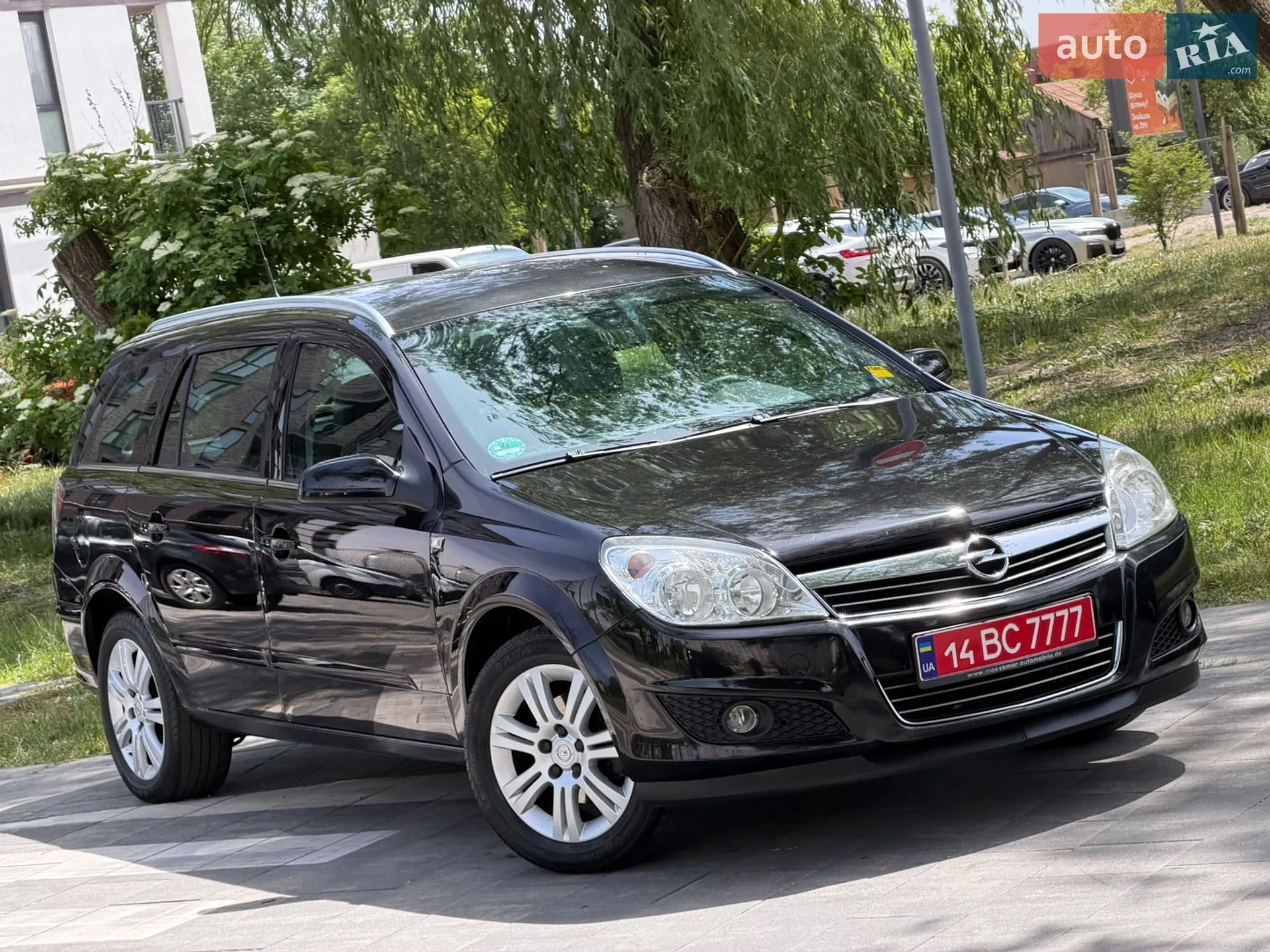 2010 Opel Astra - мініатюра 8