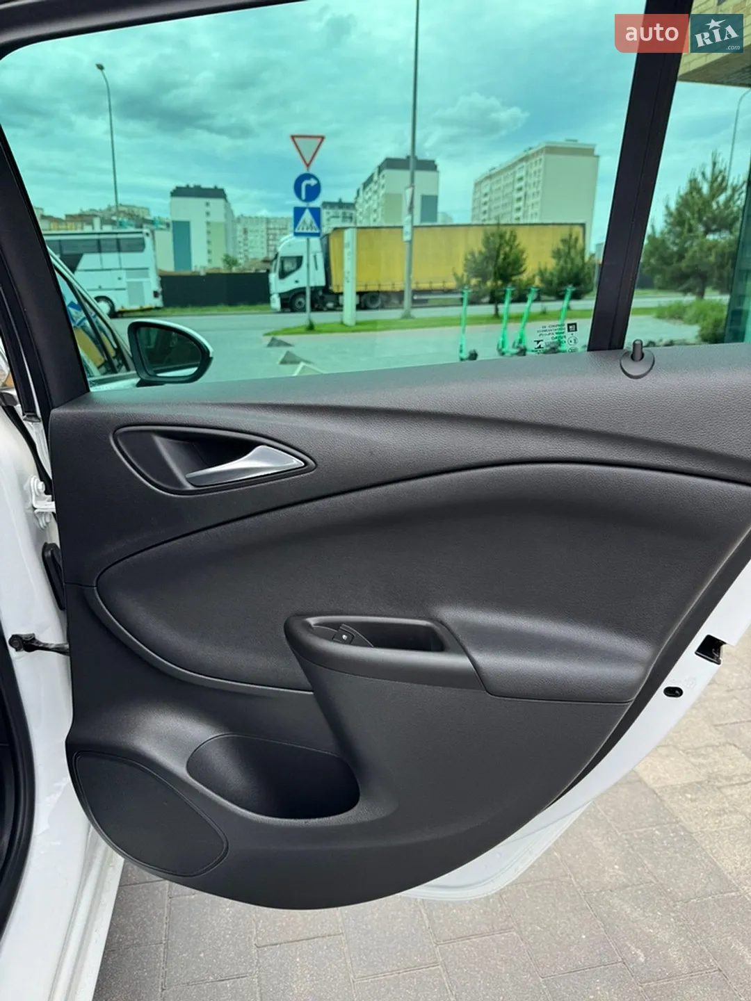 2019 Opel Astra - мініатюра 23