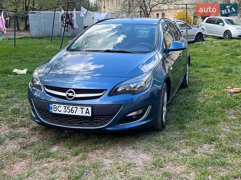 Opel Astra 2013 Opel Astra 2013