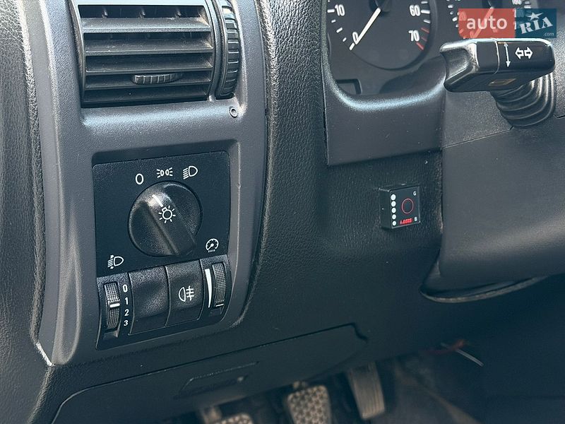 Седан Opel Astra 2008 в Звягеле