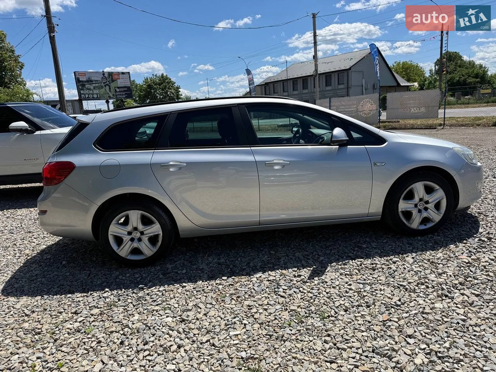 2011 Opel Astra - мініатюра 8