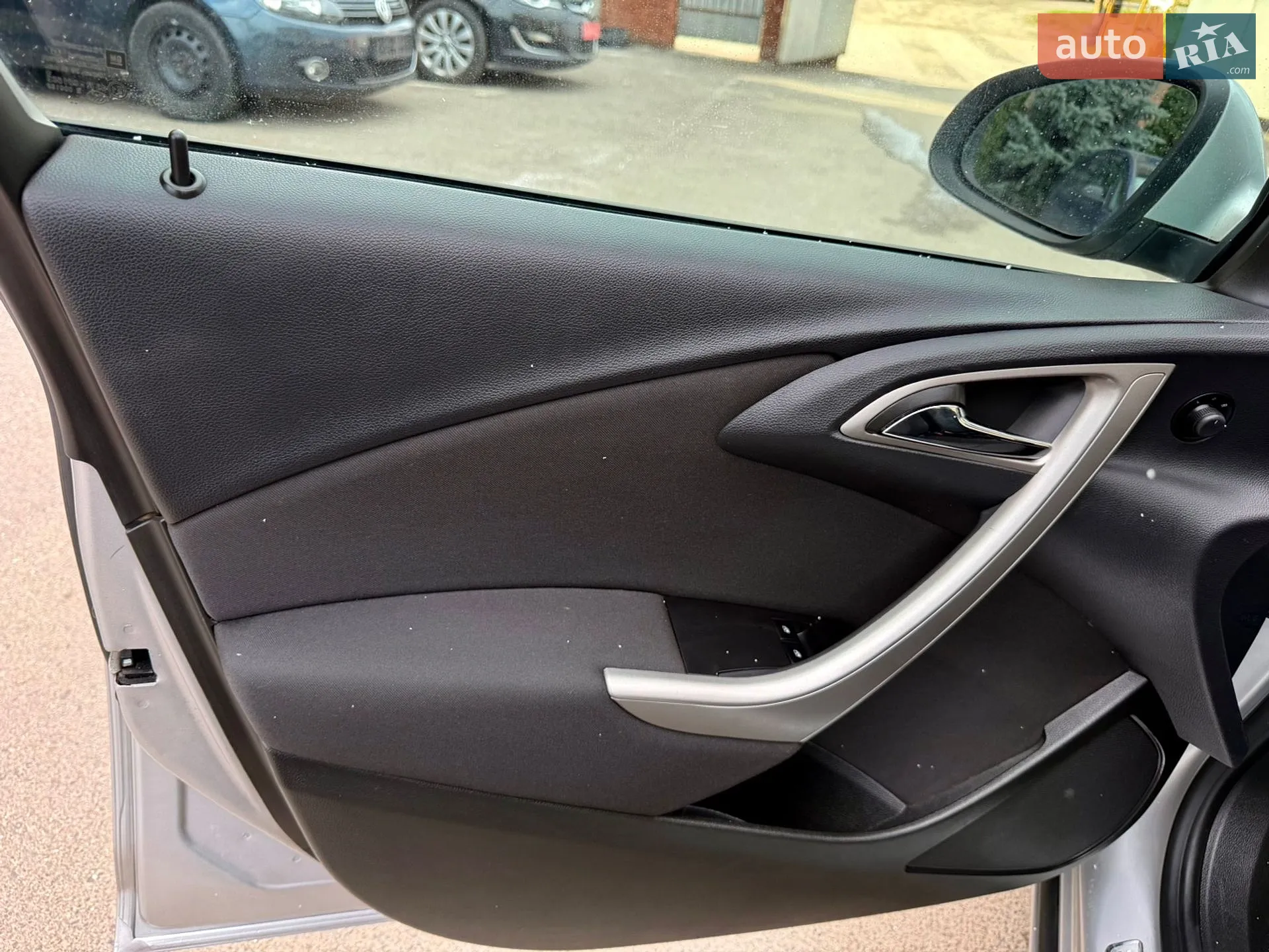 2011 Opel Astra - мініатюра 16