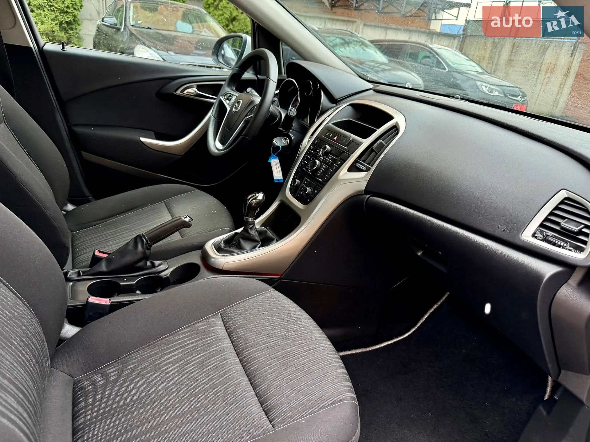 2011 Opel Astra - мініатюра 23